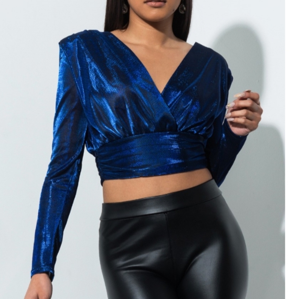 Akira Crop top